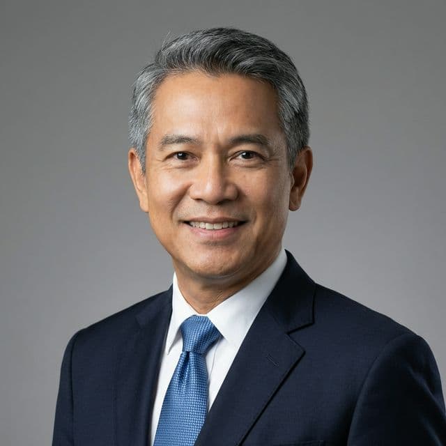 นายสมชาย เจริญสุข