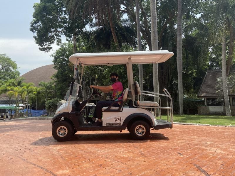 บริการเช่ารถไฟฟ้า